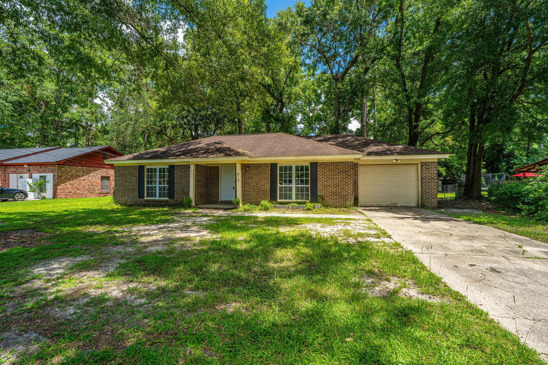610 Old Golf Road