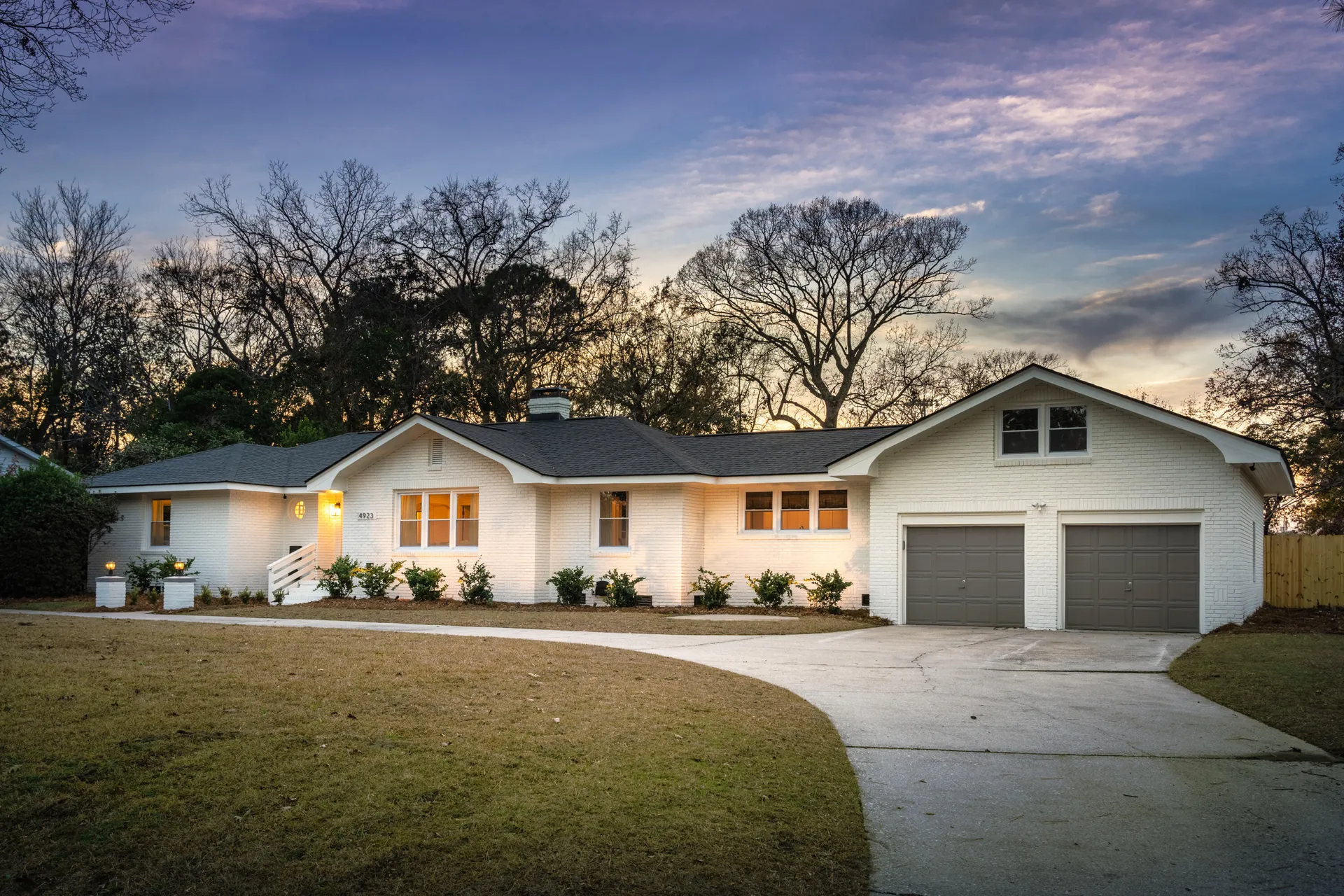 4923 Parkside Drive