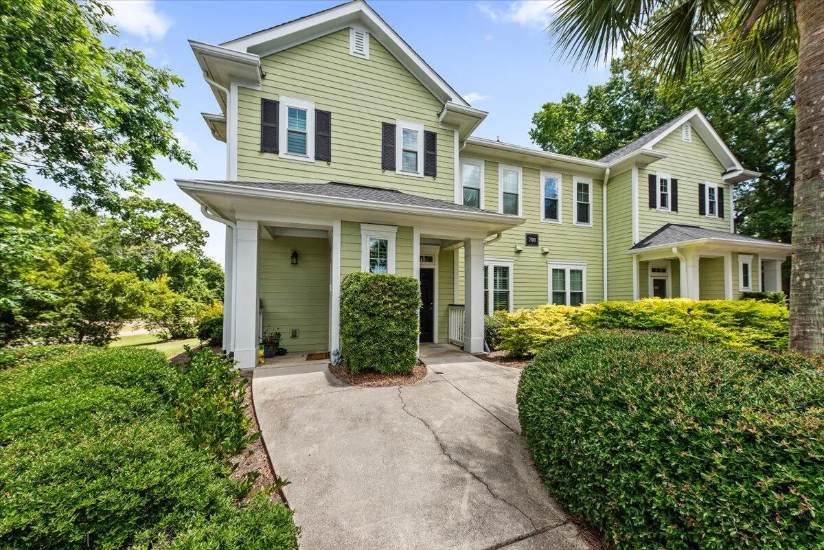1225 Blakeway Street 702