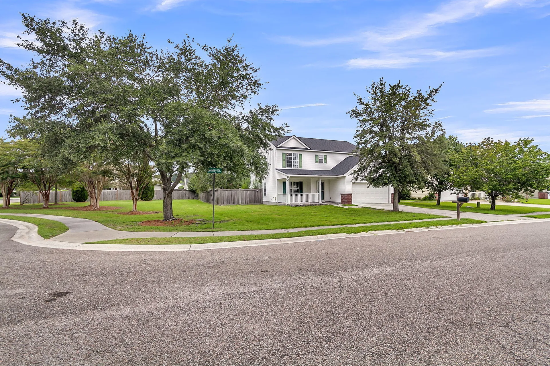 Property image 3 at 528 Holiday Drive, Summerville, SC 29483