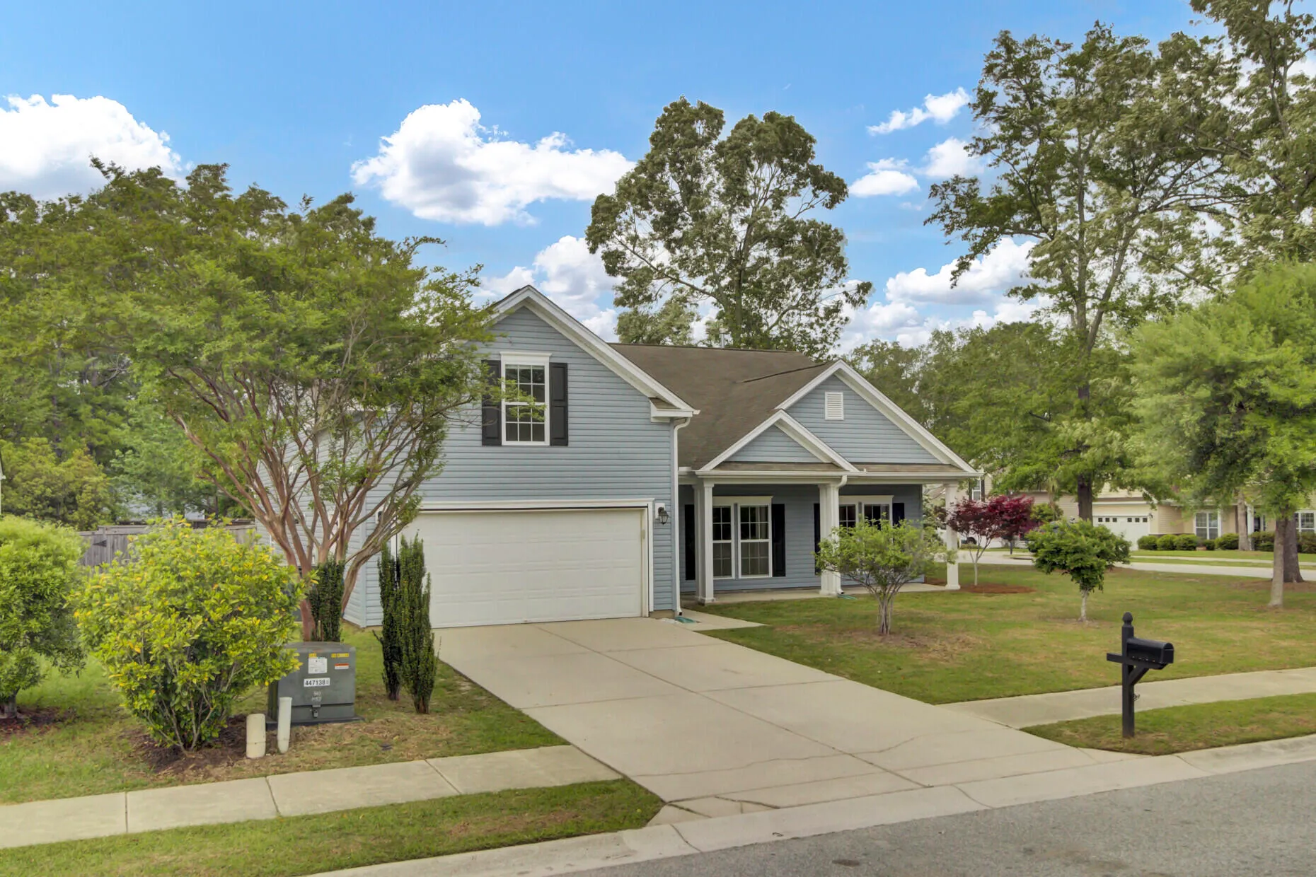 Property image 2 at 8001 Hydrangea Lane, Hanahan, SC 29410