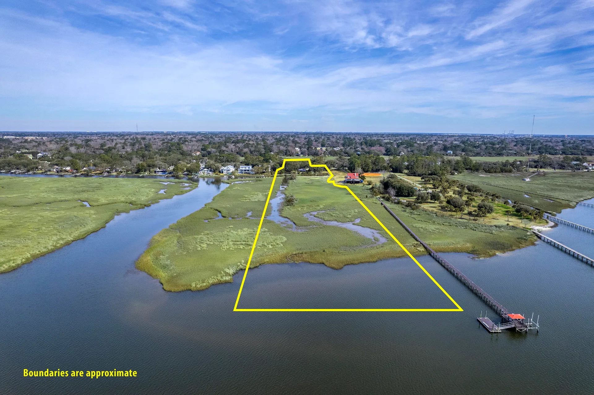 Isle De Nemours, Charleston Community