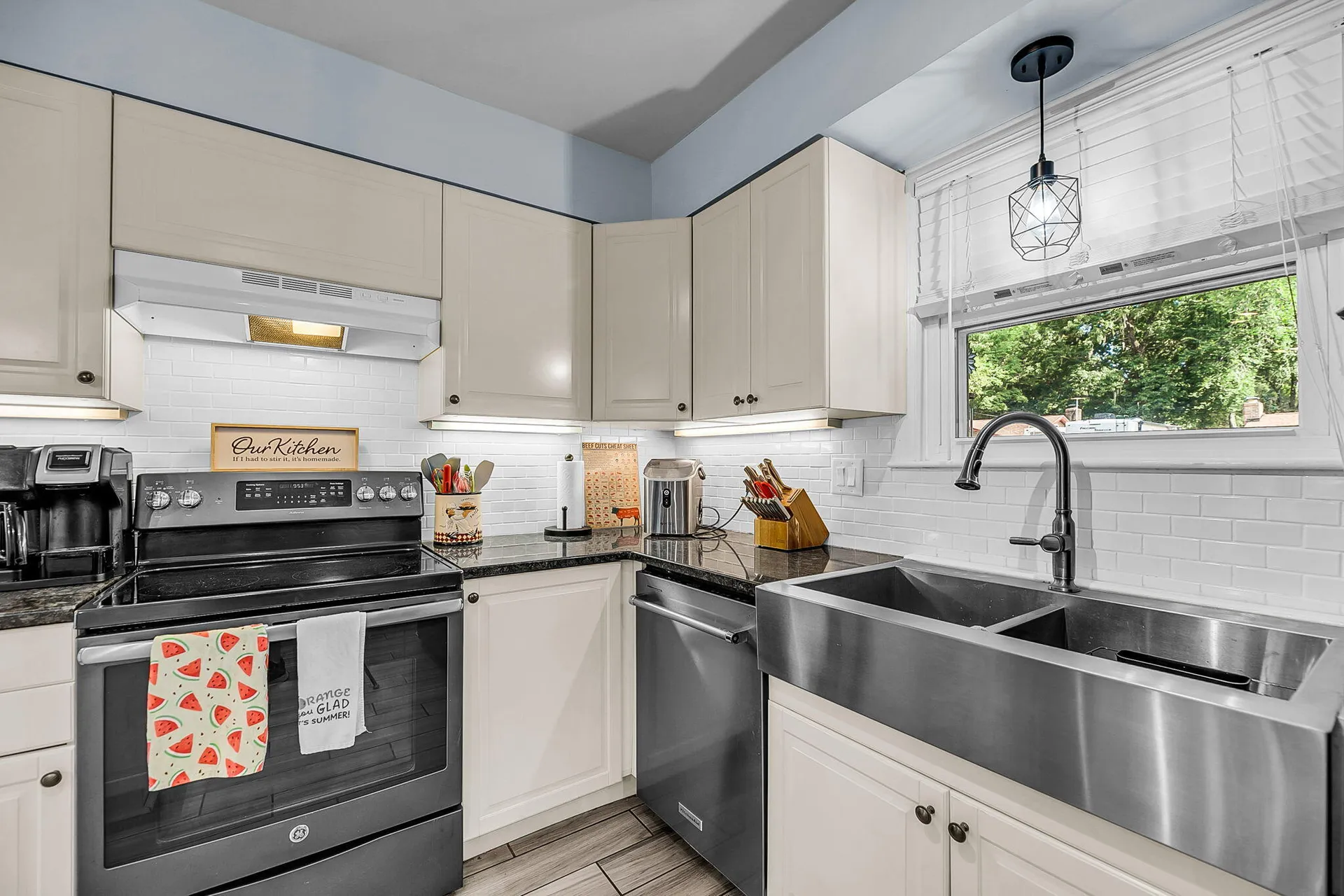 Property image 4 at 1817 Aylsford Court, Charleston, SC 29412