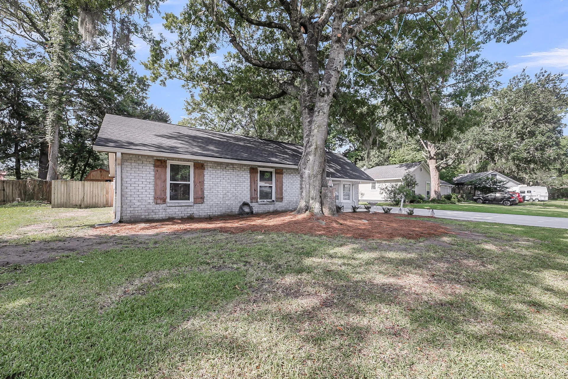 Property image 5 at 1817 Aylsford Court, Charleston, SC 29412