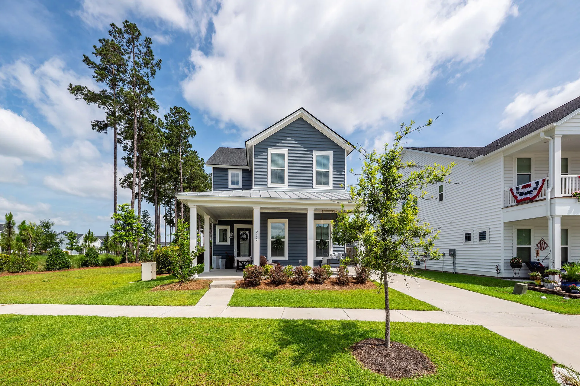 290 Woodland Oak Way