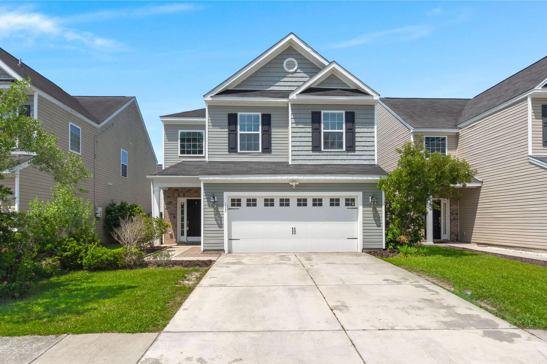 Wentworth Hall, Summerville Community