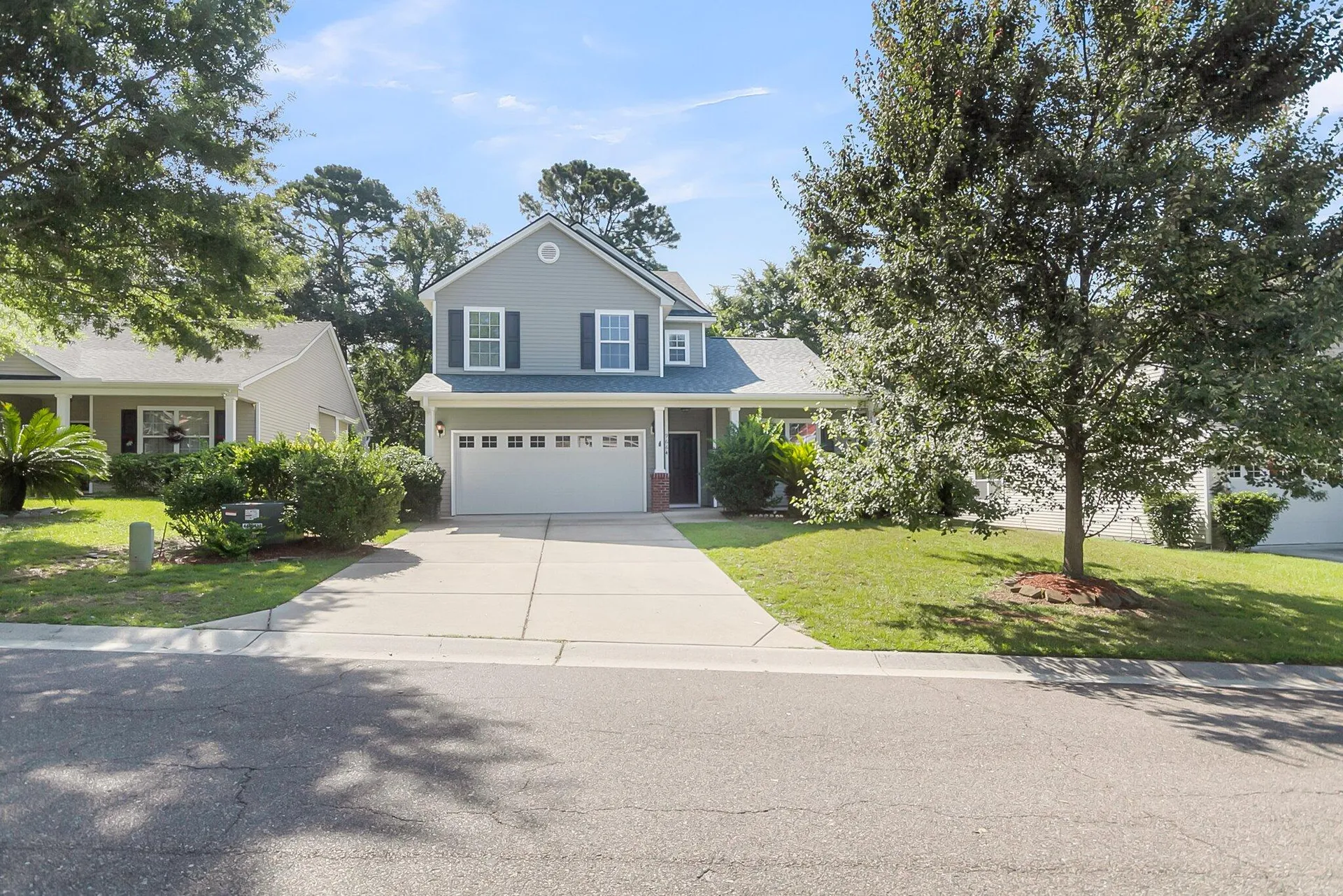 Mckewn, Ladson Community