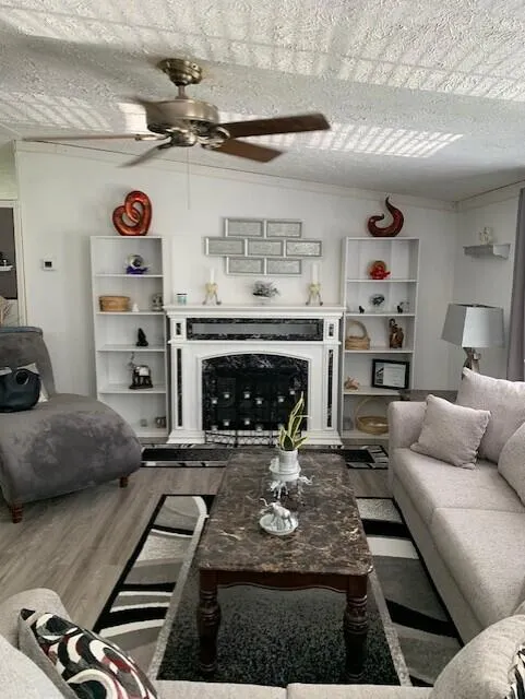 Property image 3 at 307 Glen Street, Summerville, SC 29483
