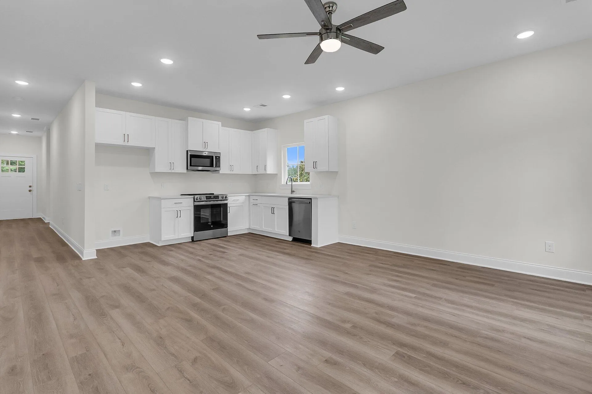 Property image 5 at 3214 Pinewood Drive, Ladson, SC 29456
