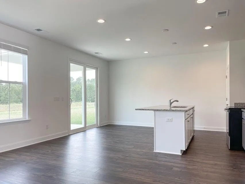 Property image 3 at 350 Chapman Circle, Goose Creek, SC 29445