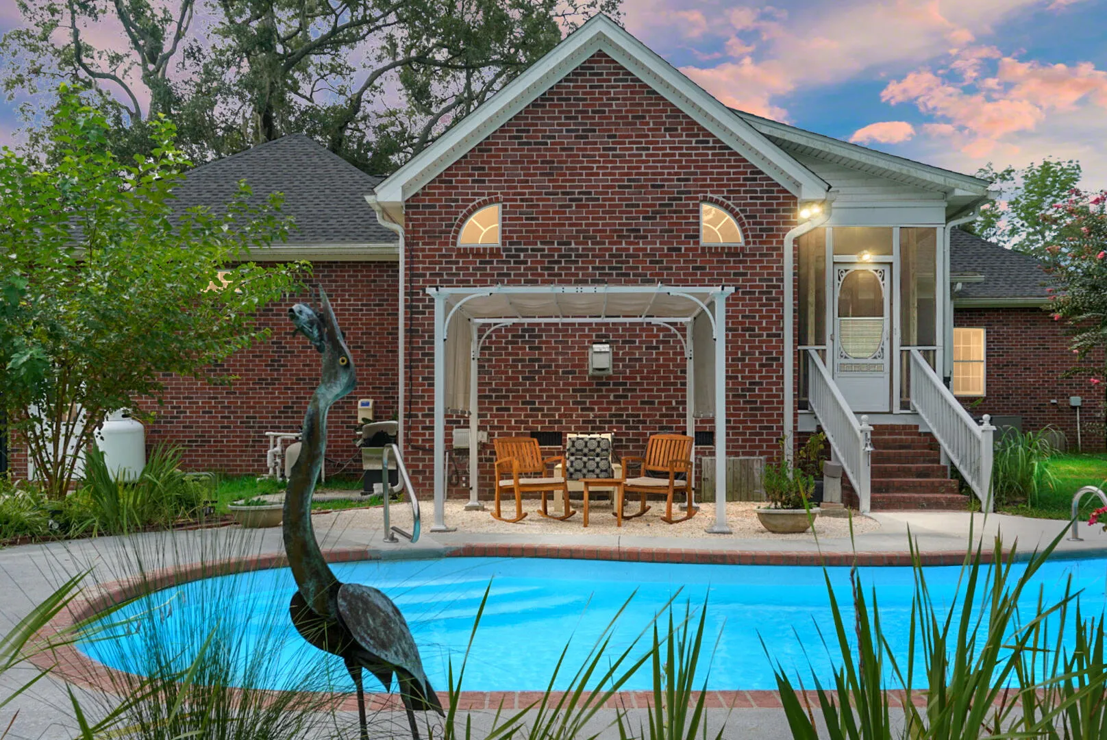 1407 Dennis Boulevard