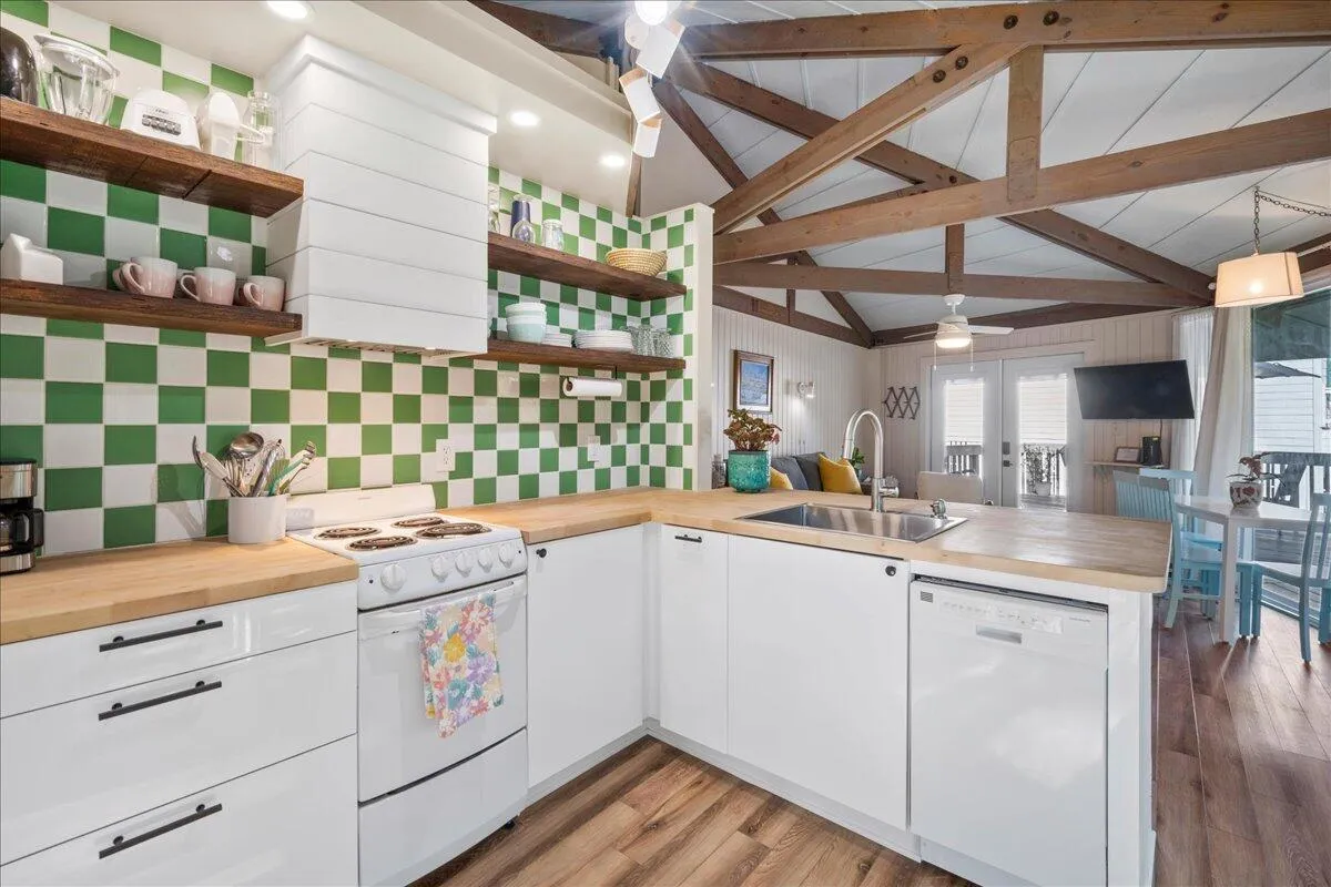 Property image 5 at 613 Pompano Street, Edisto Island, SC 29438