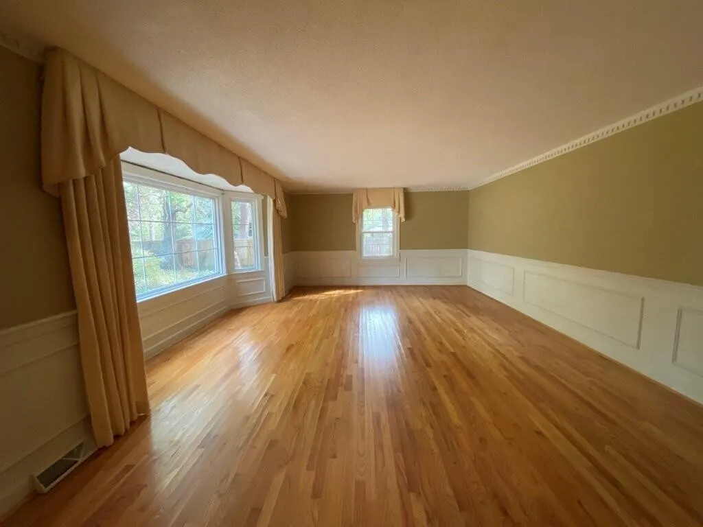 Property image 4 at 116 W Johnston Street, Summerville, SC 29483