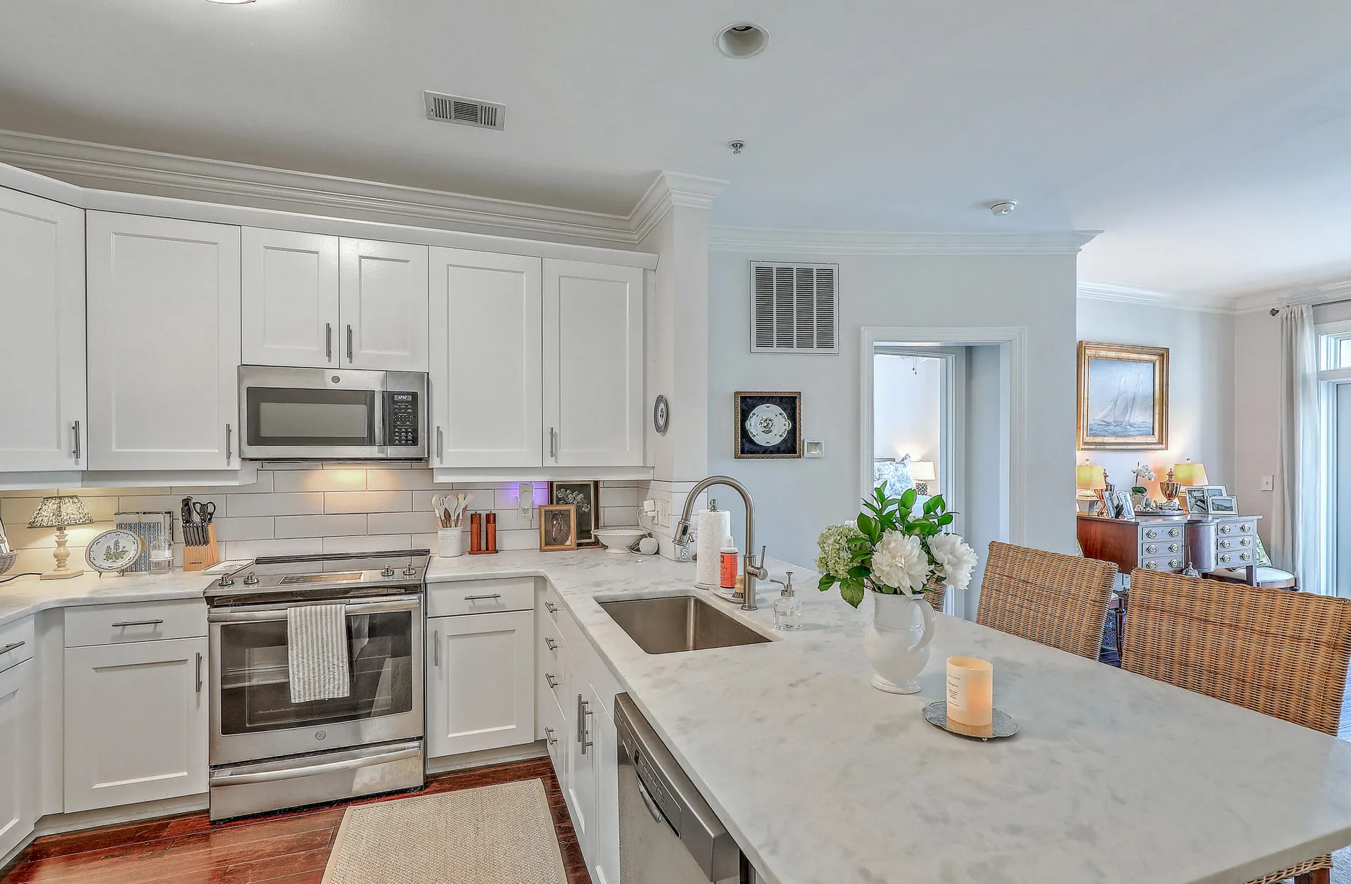 Property image 3 at 21 George Street 203, Charleston, SC 29401