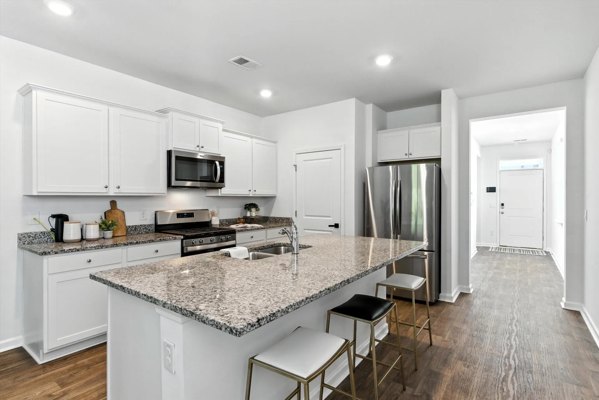 Property image 4 at 262 N Light Way, Summerville, SC 29486