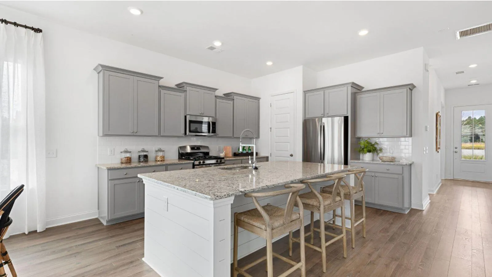Property image 3 at 307 Archar Street, Summerville, SC 29486