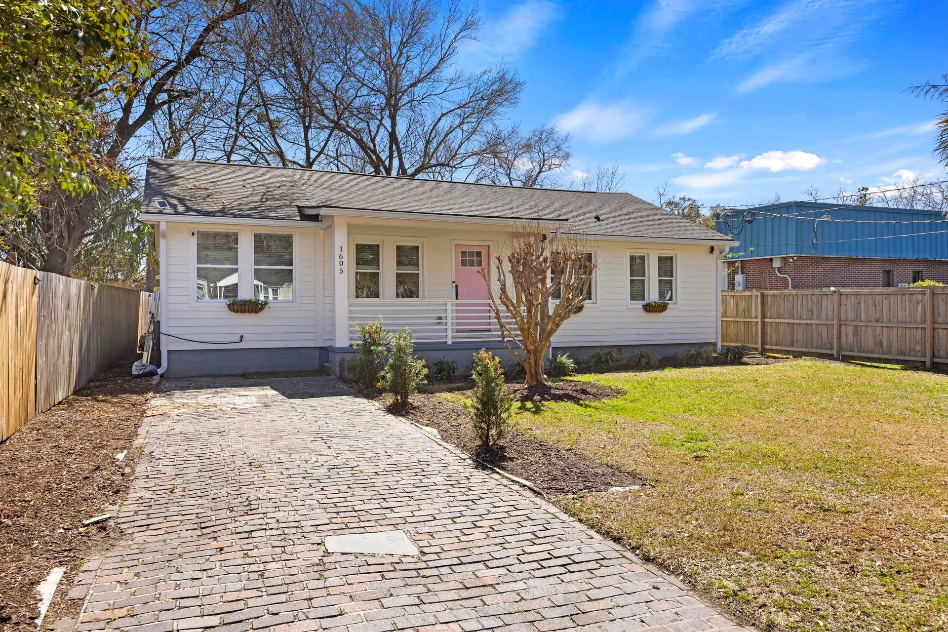 Property image 2 at 1605 Evergreen Street, Charleston, SC 29407