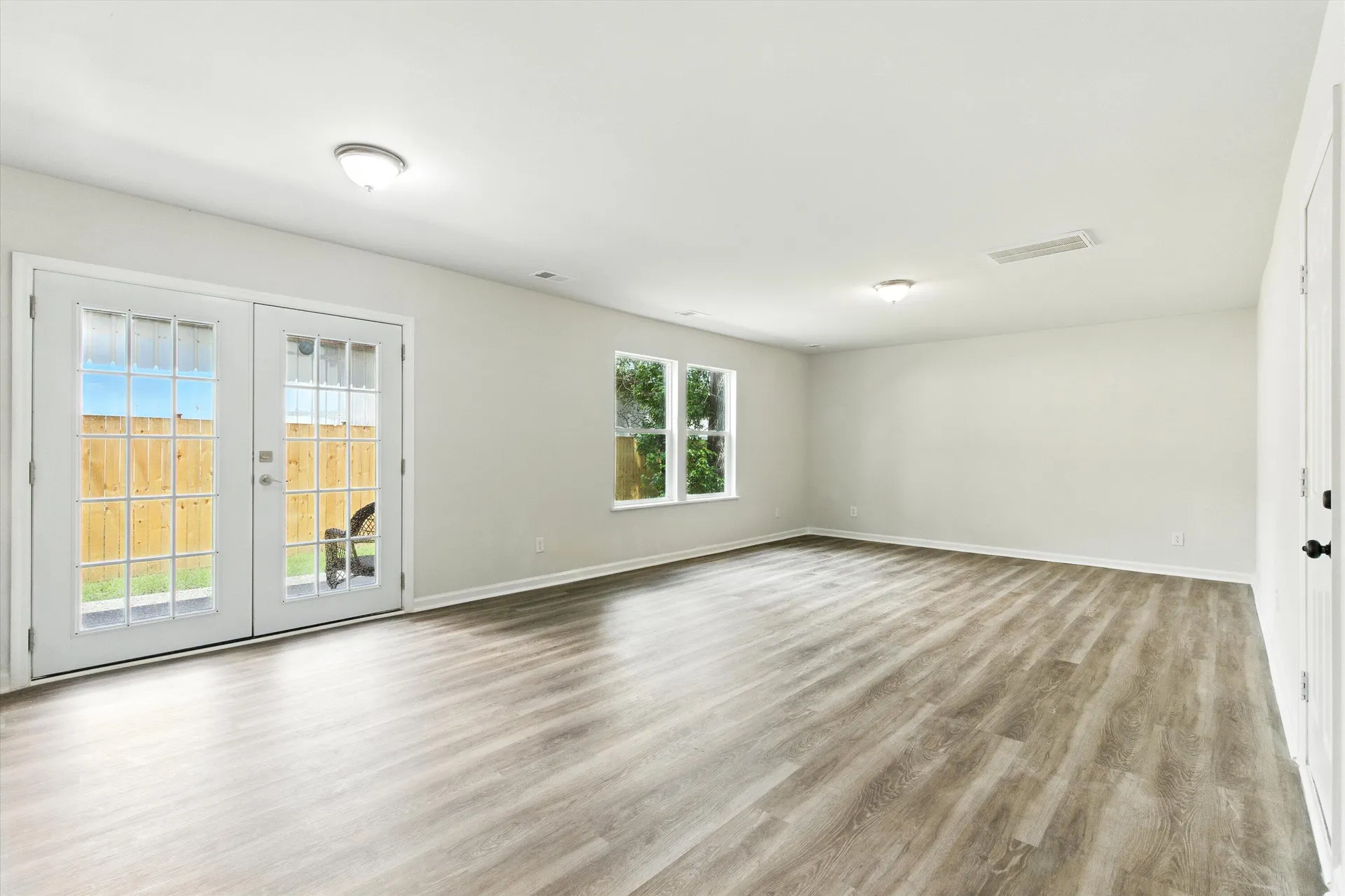 Property image 4 at 127 Macallan Court Court, Summerville, SC 29483