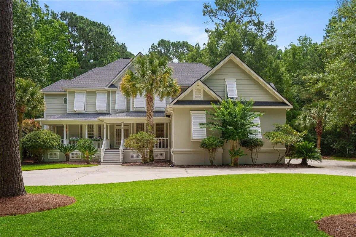 3171 Pignatelli Crescent