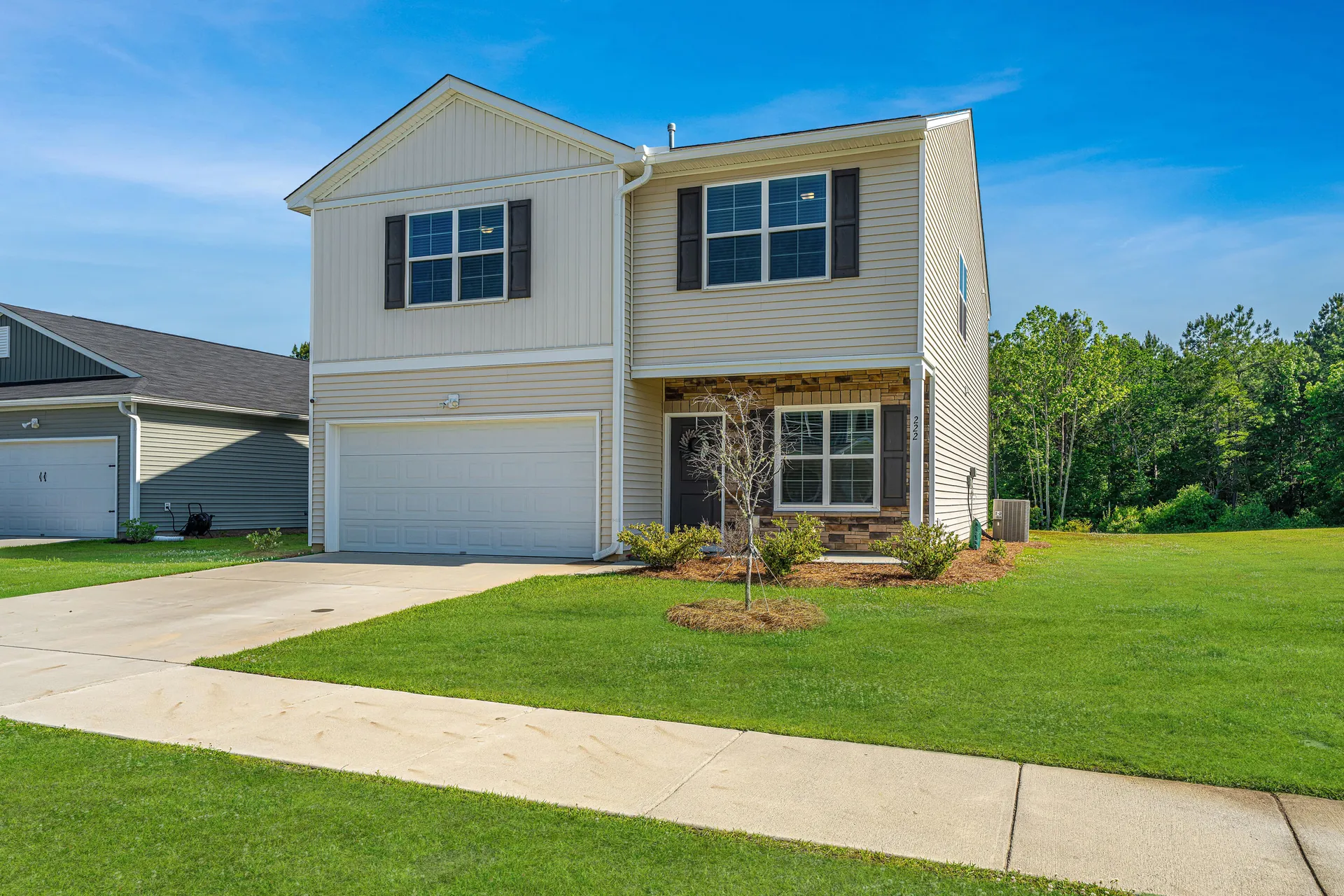 222 Torslanda Lane