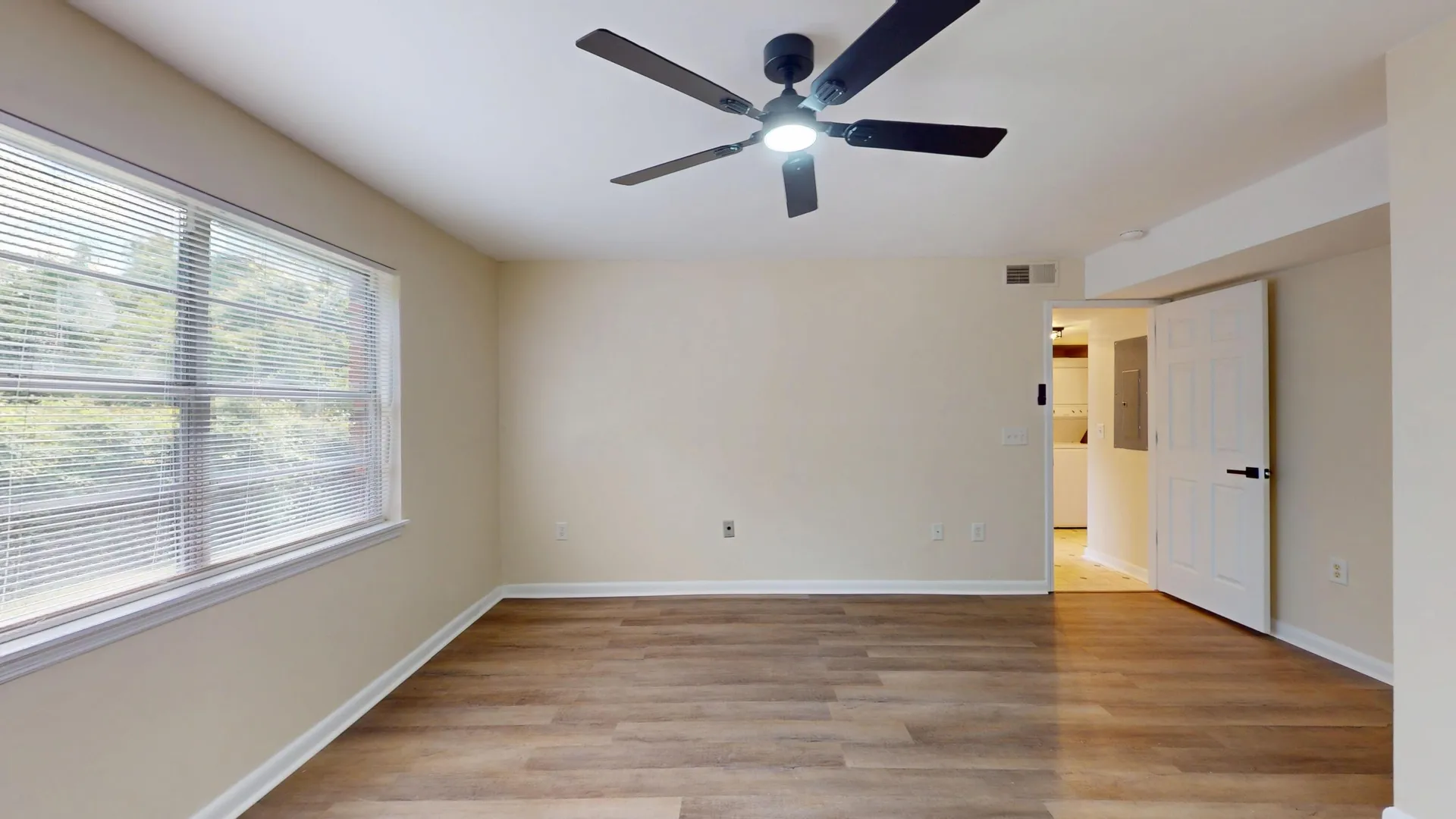 Property image 3 at 415 Parkdale Drive 2f, Charleston, SC 29414