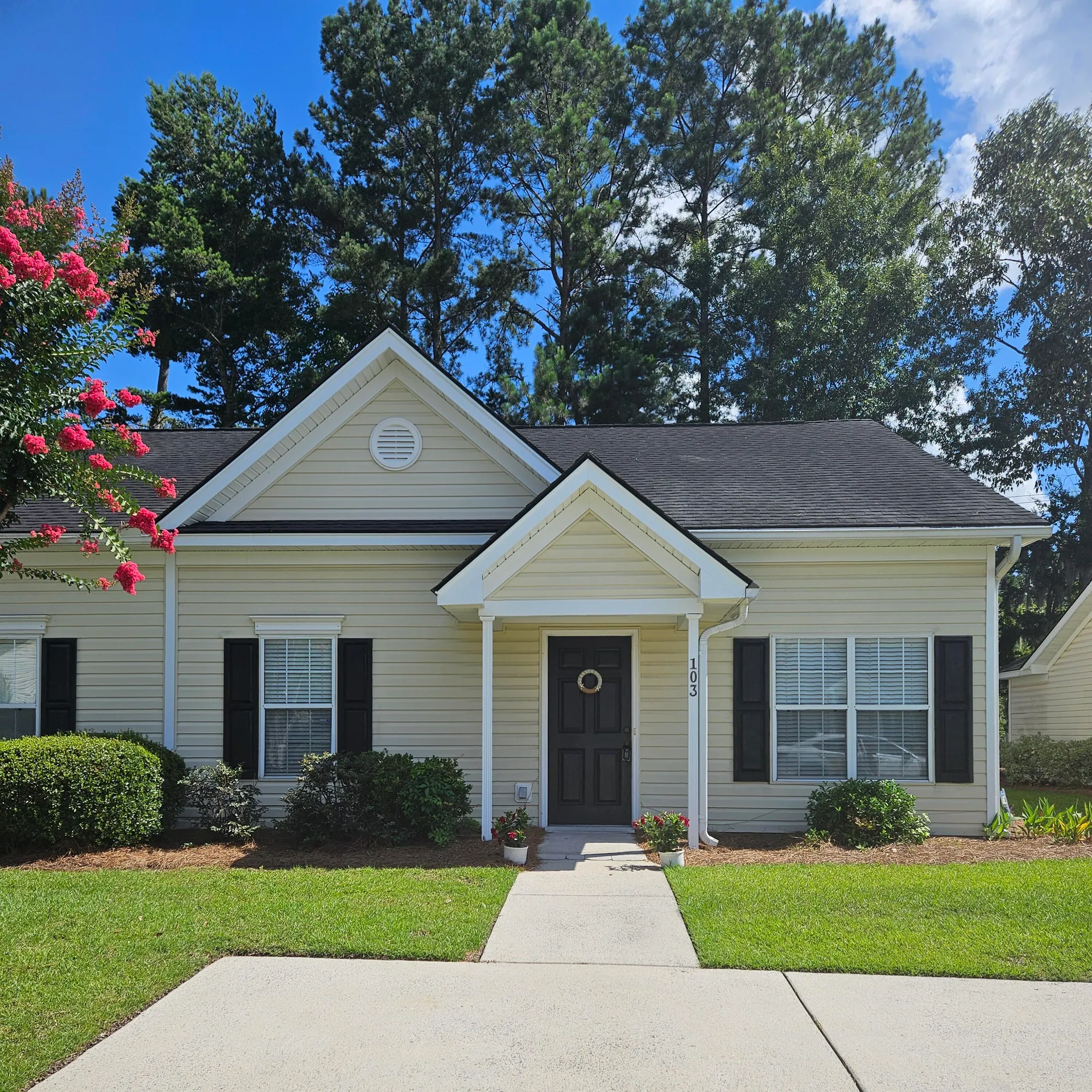 103 Dupont Way