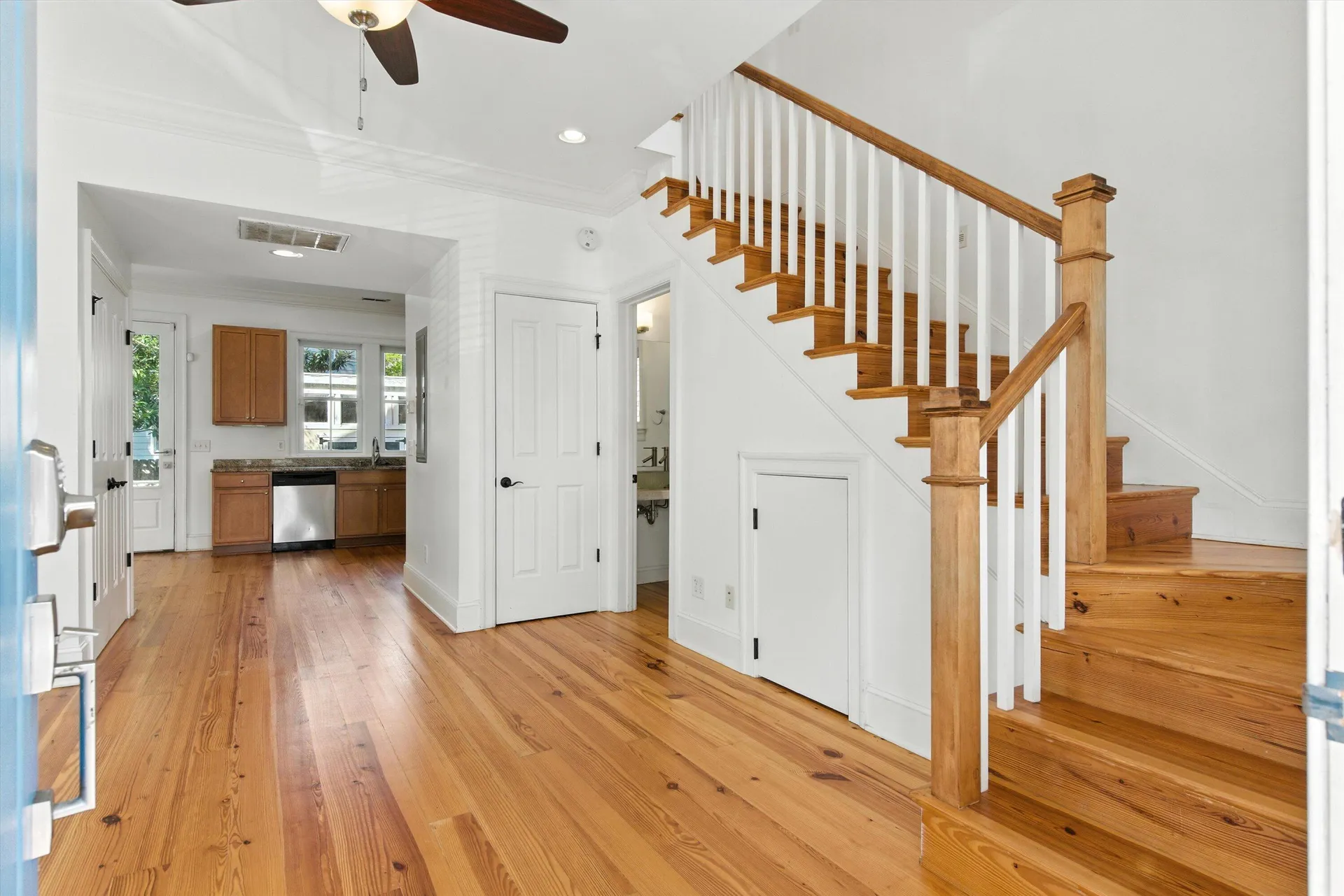 Property image 5 at 19 Dewey Street, Charleston, SC 29403
