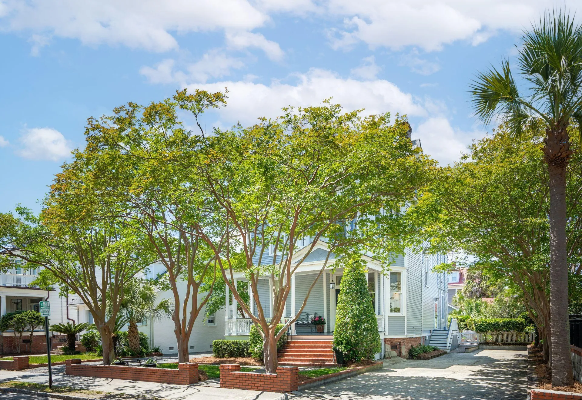 Property image 2 at 15 Rutledge Avenue, Charleston, SC 29401