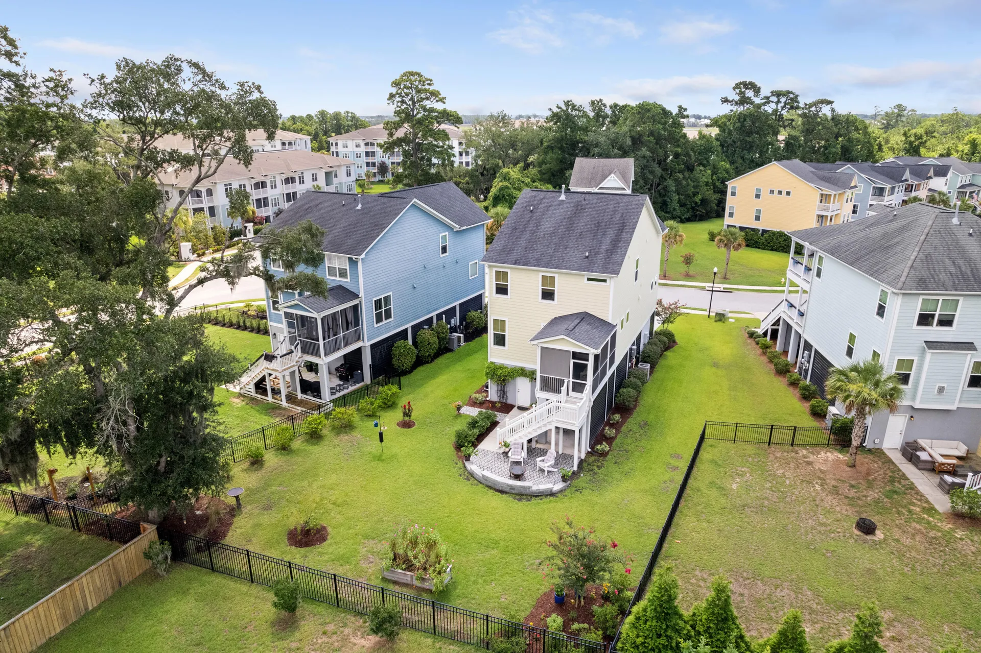 Property image 2 at 402 Topsail Court, Charleston, SC 29492