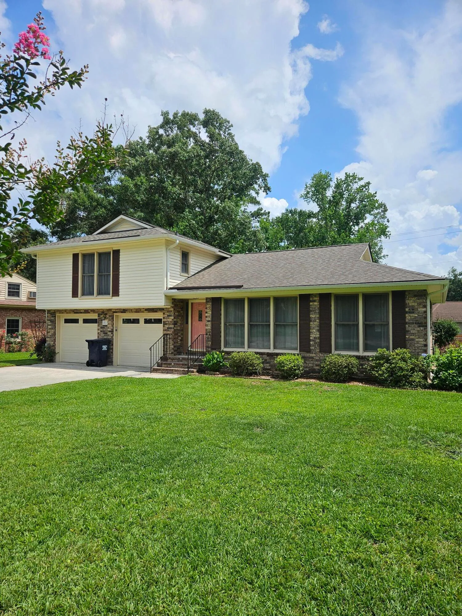 Property image 2 at 101 Brittany Court, Summerville, SC 29485