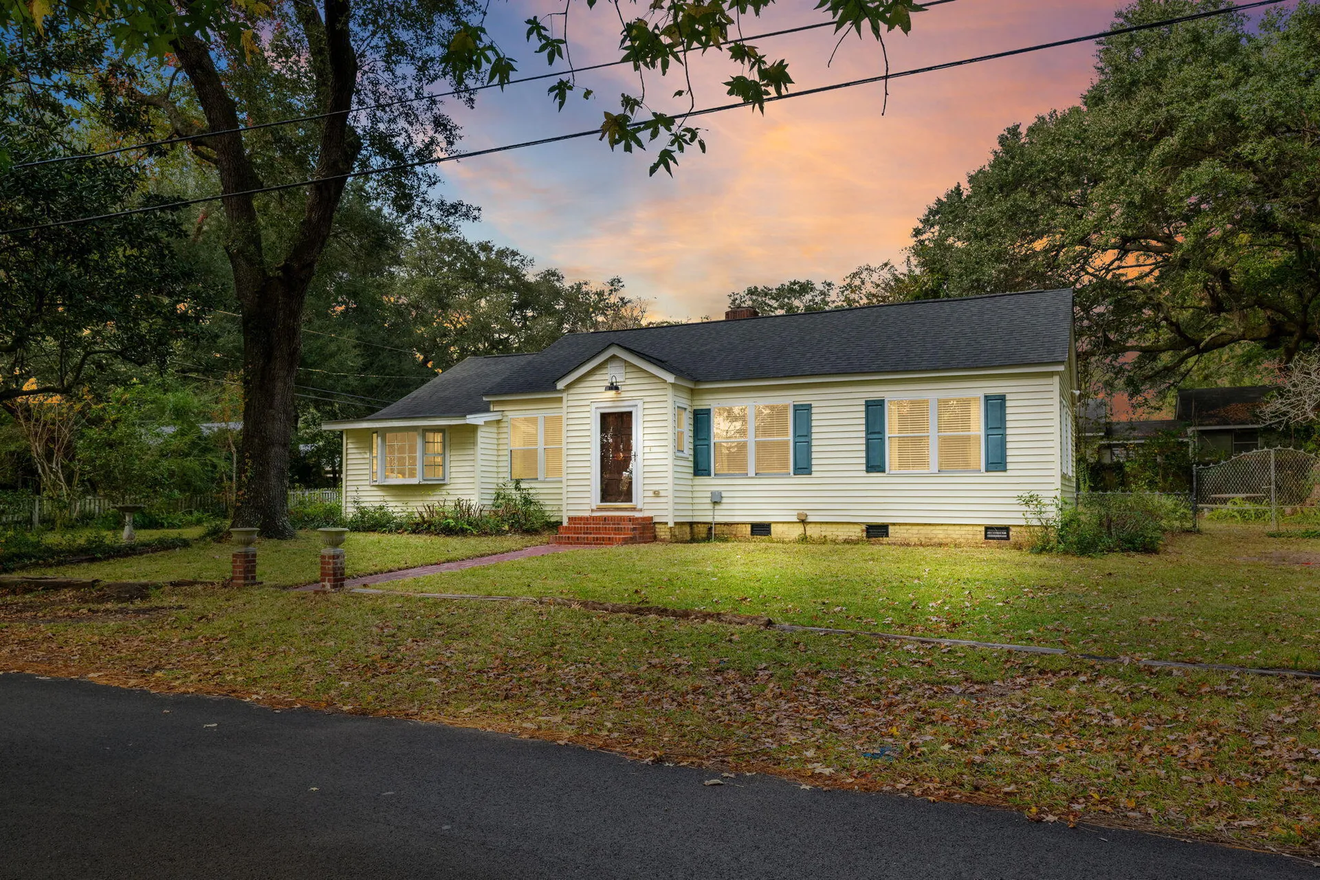 2128 Golfview Drive