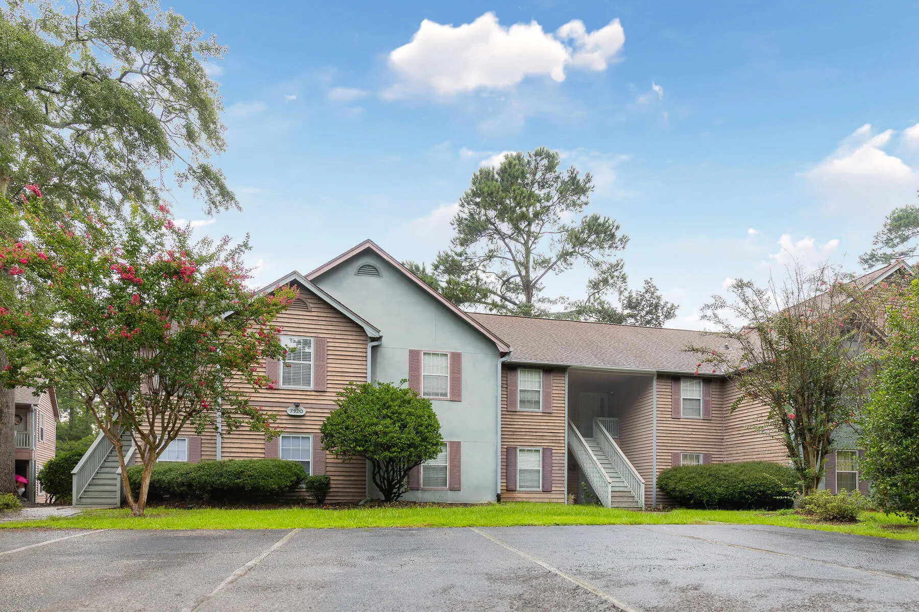 Property image 3 at 7920 Parklane Court F, North Charleston, SC 29418