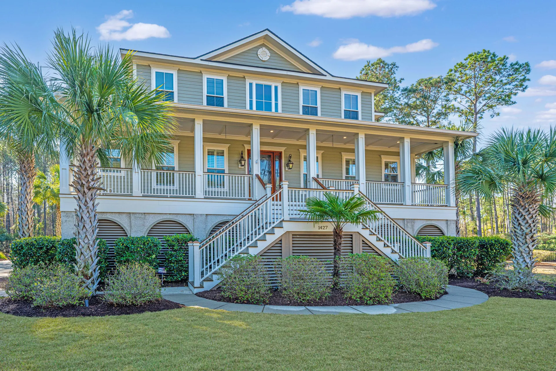 1427 Shell Fish Court