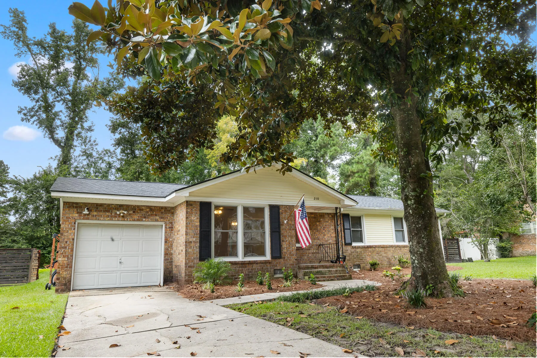 Property image 3 at 210 Jimbo Road, Summerville, SC 29485
