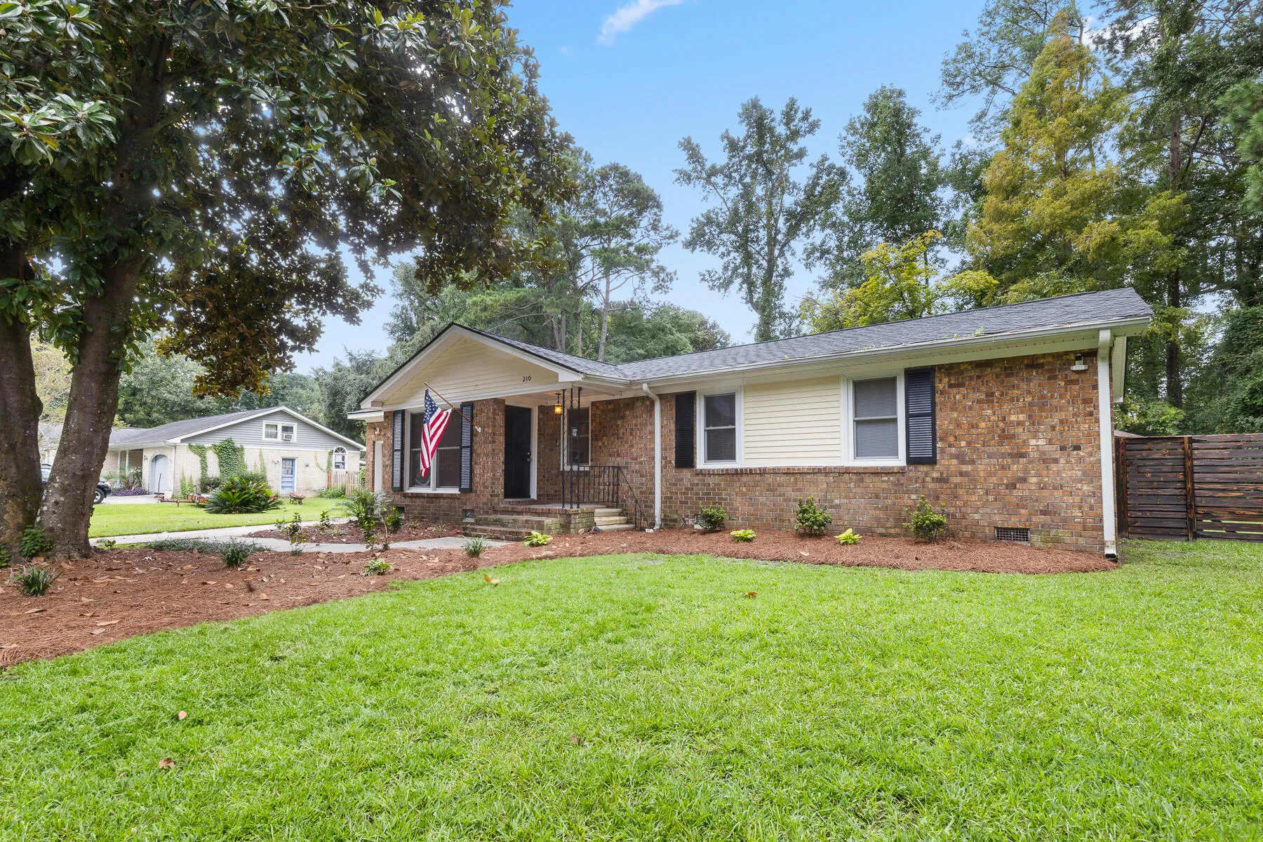 Property image 4 at 210 Jimbo Road, Summerville, SC 29485