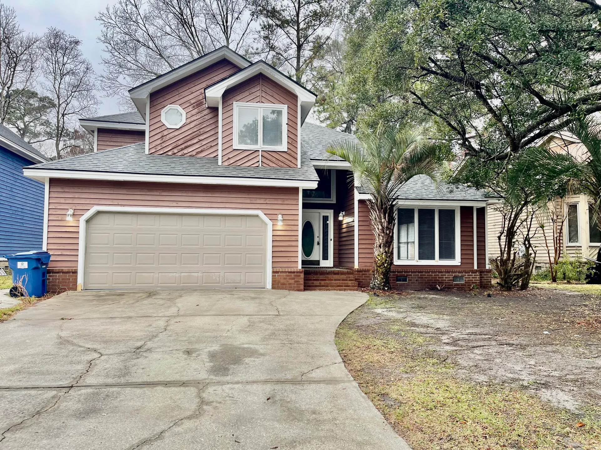 112 Mansfield Boulevard