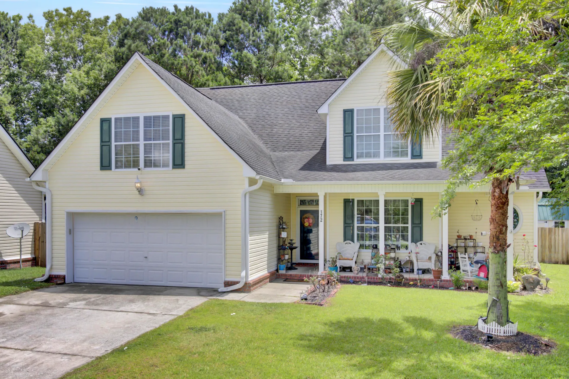 Southern Magnolias, Summerville Community