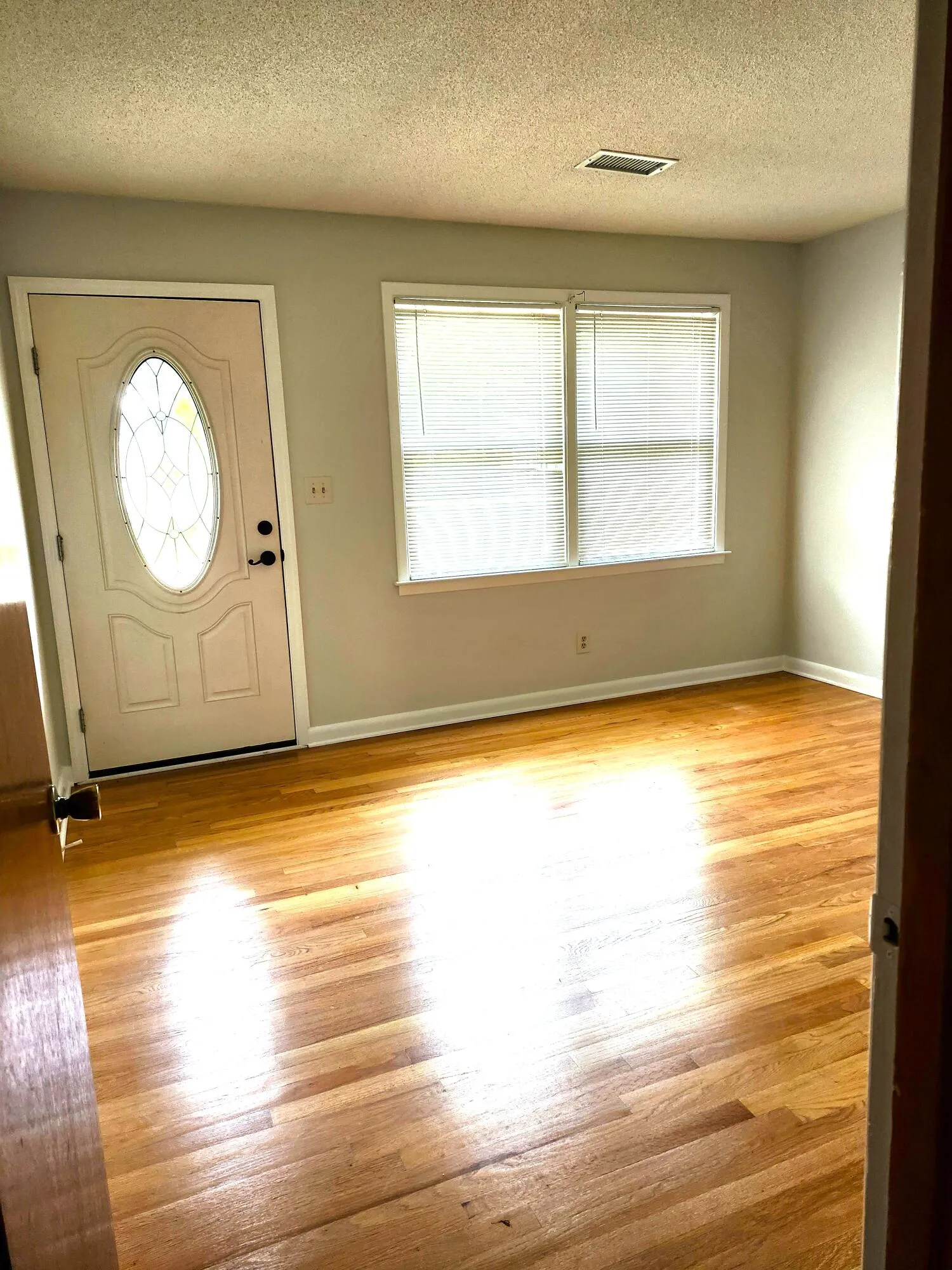 Property image 3 at 4029 Karen Drive, North Charleston, SC 29405