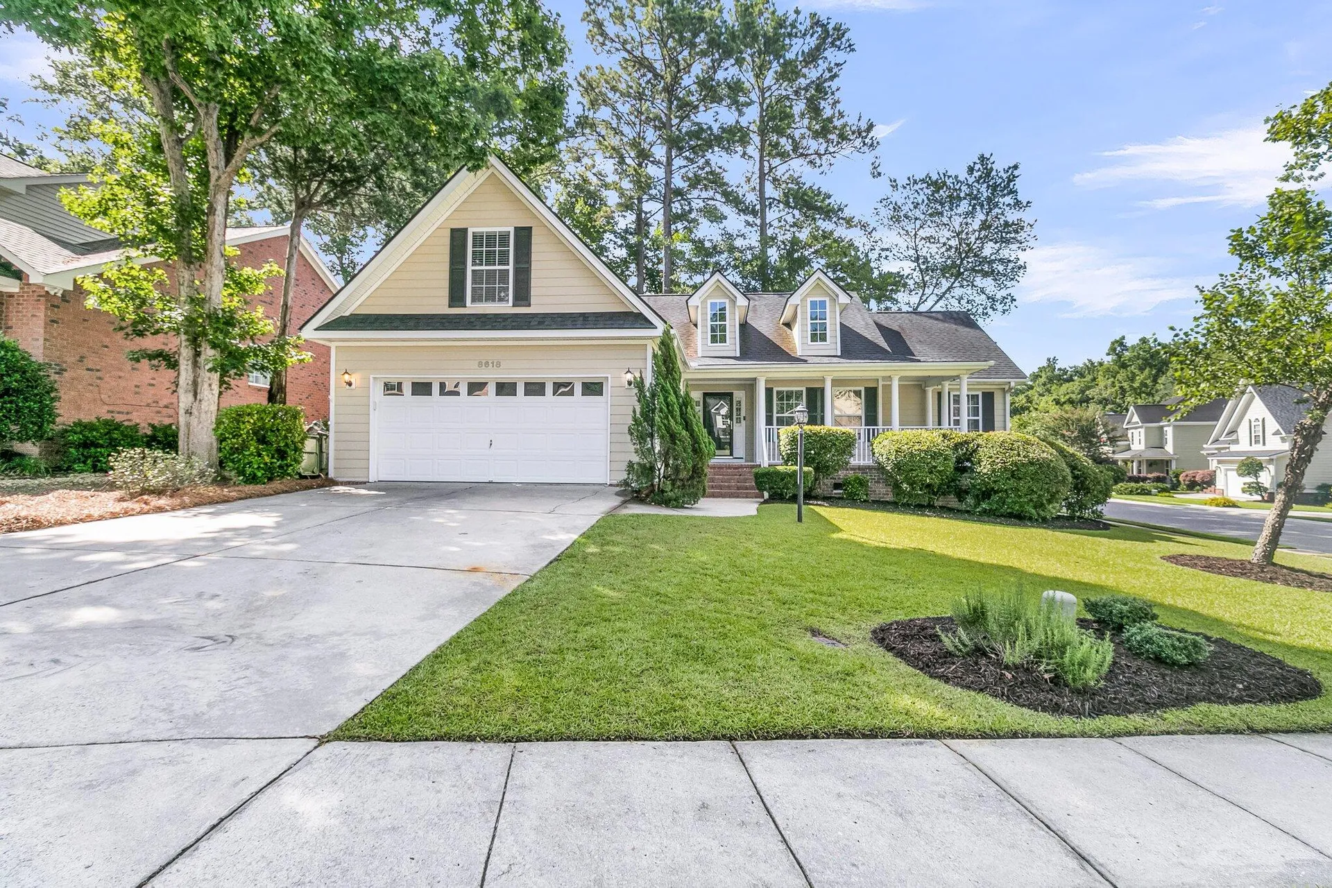 Property image 3 at 8618 Woodland Walk, North Charleston, SC 29420