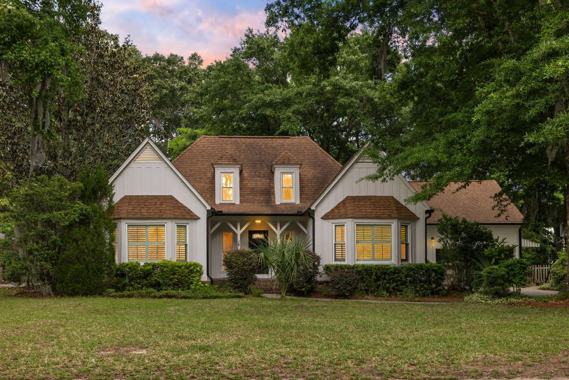 1019 Royalist Road