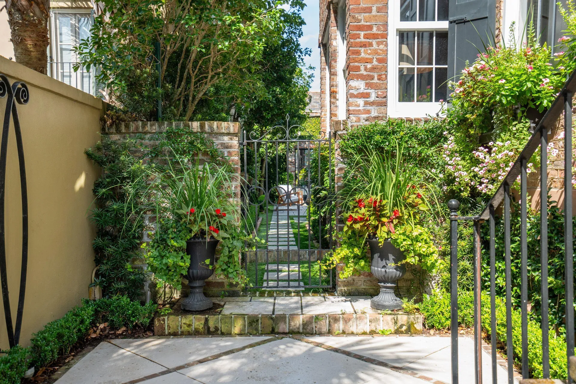 Property image 3 at 69 King Street, Charleston, SC 29401