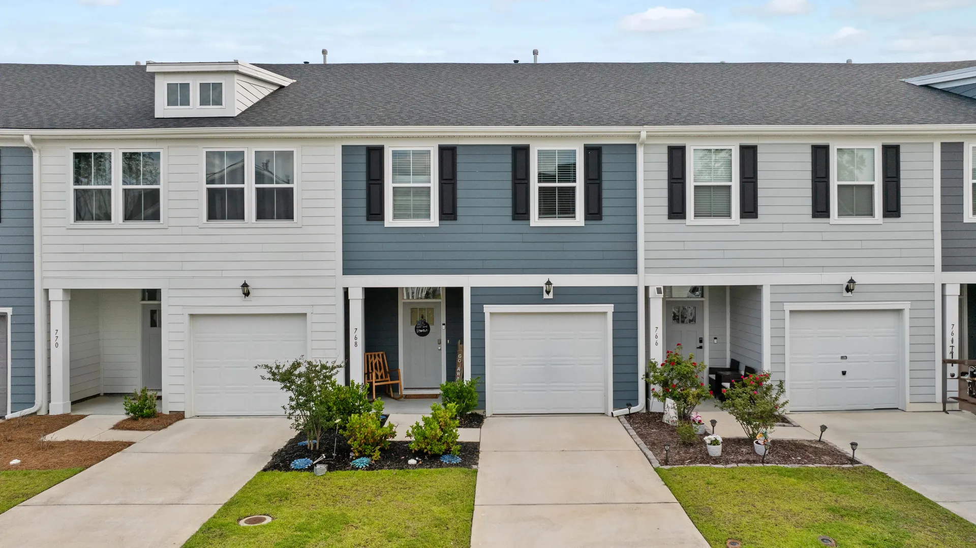 768 Trotters Lane
