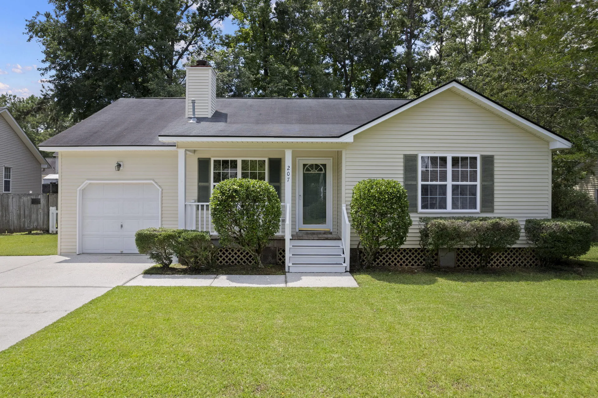 Property image 2 at 207 Amberjack Way, Summerville, SC 29485
