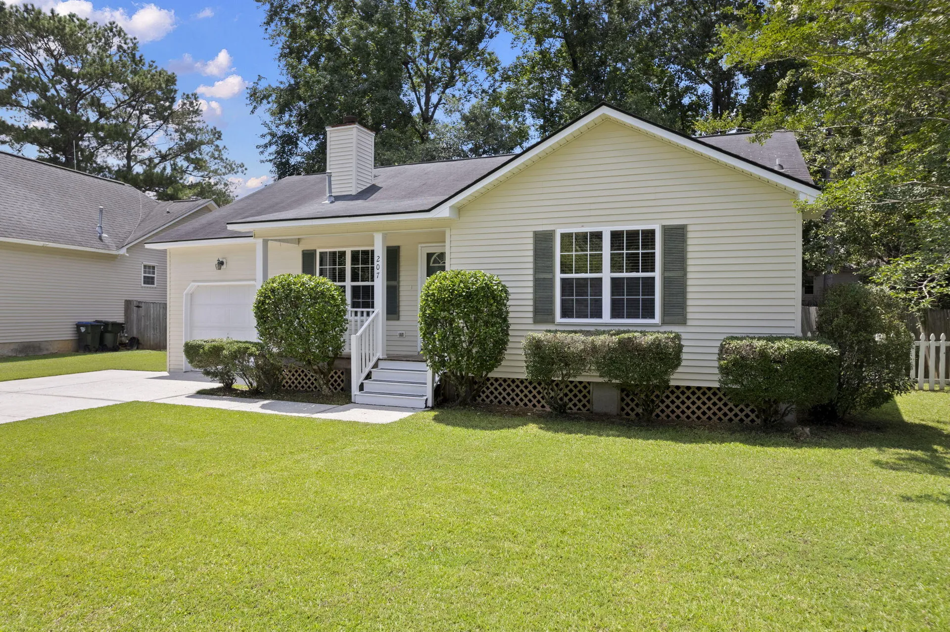 Property image 3 at 207 Amberjack Way, Summerville, SC 29485