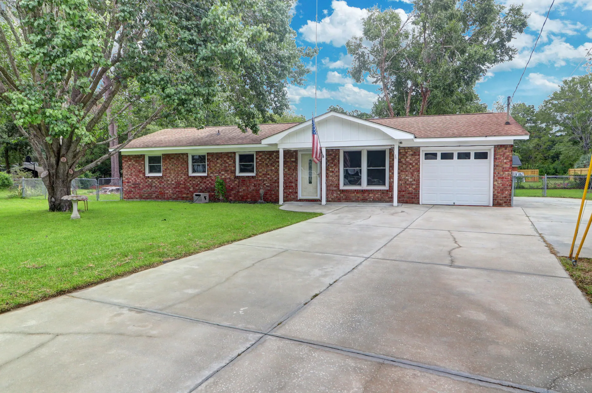 Property image 3 at 108 Robin Court, Summerville, SC 29485