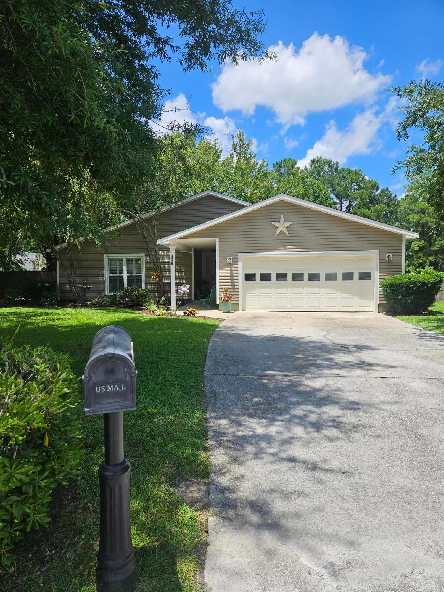 2229 Rivermont Place