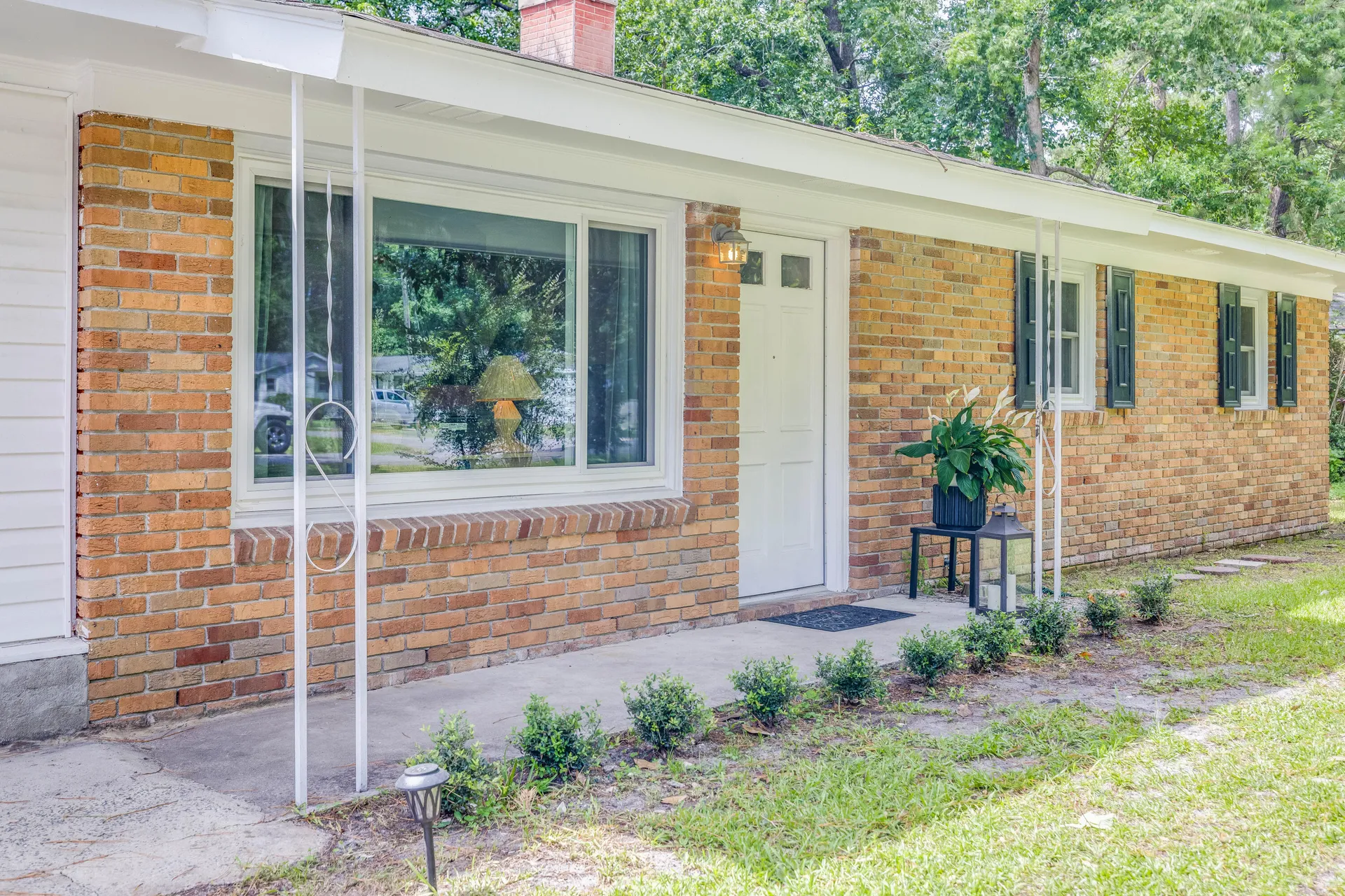 Property image 3 at 124 Helen Drive, Summerville, SC 29483