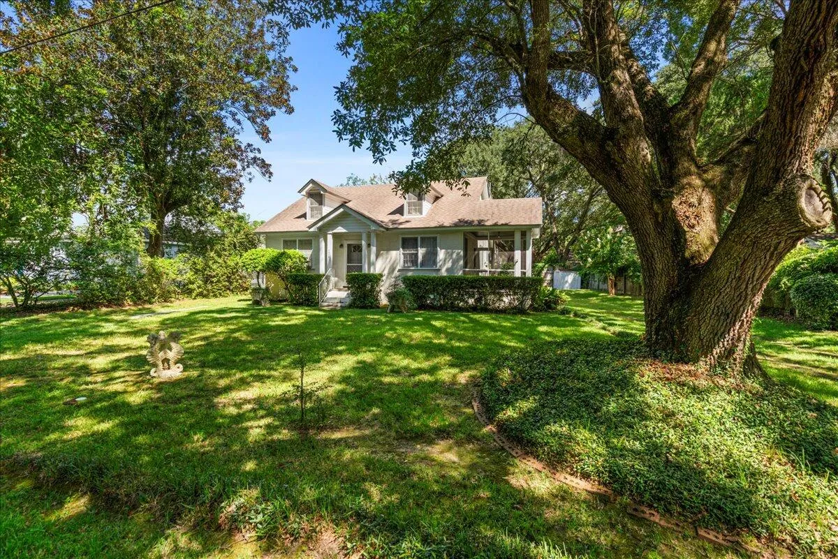 Property image 2 at 2028 Coker Avenue, Charleston, SC 29412