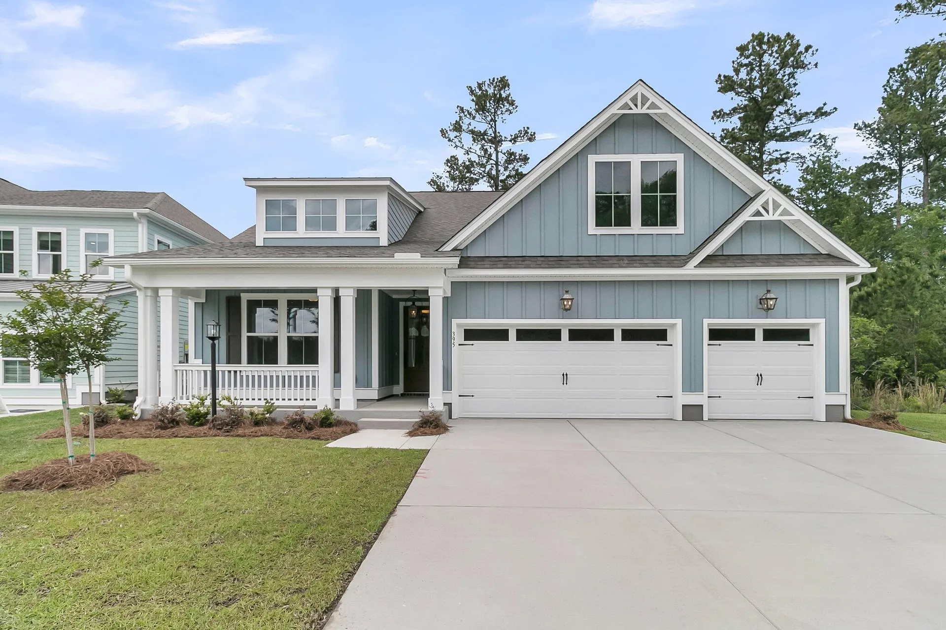 395 Wappoo Trace Lane