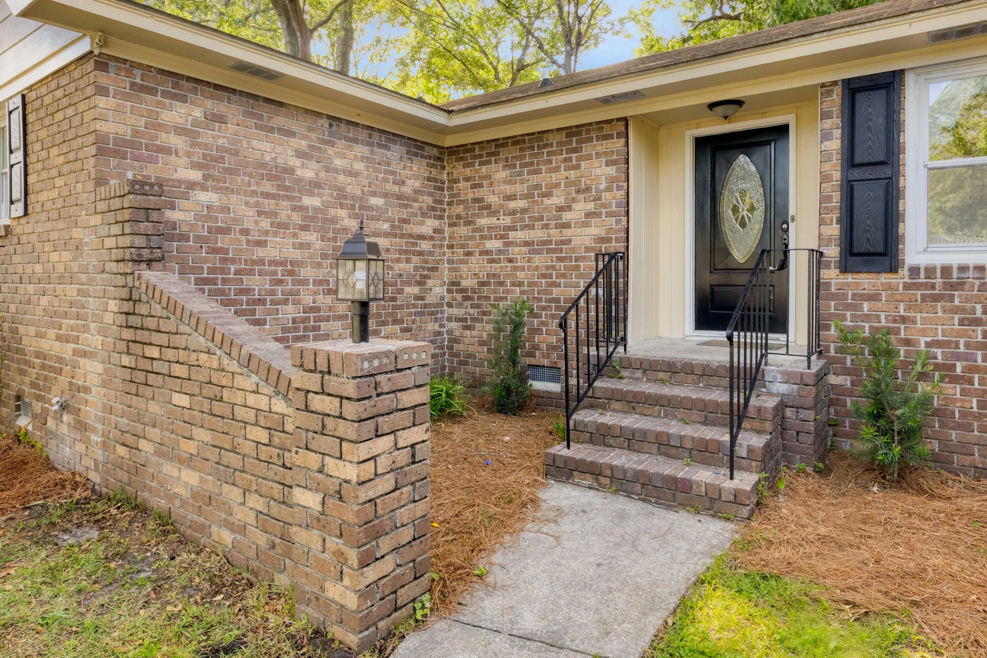 1383 W Lenevar Drive